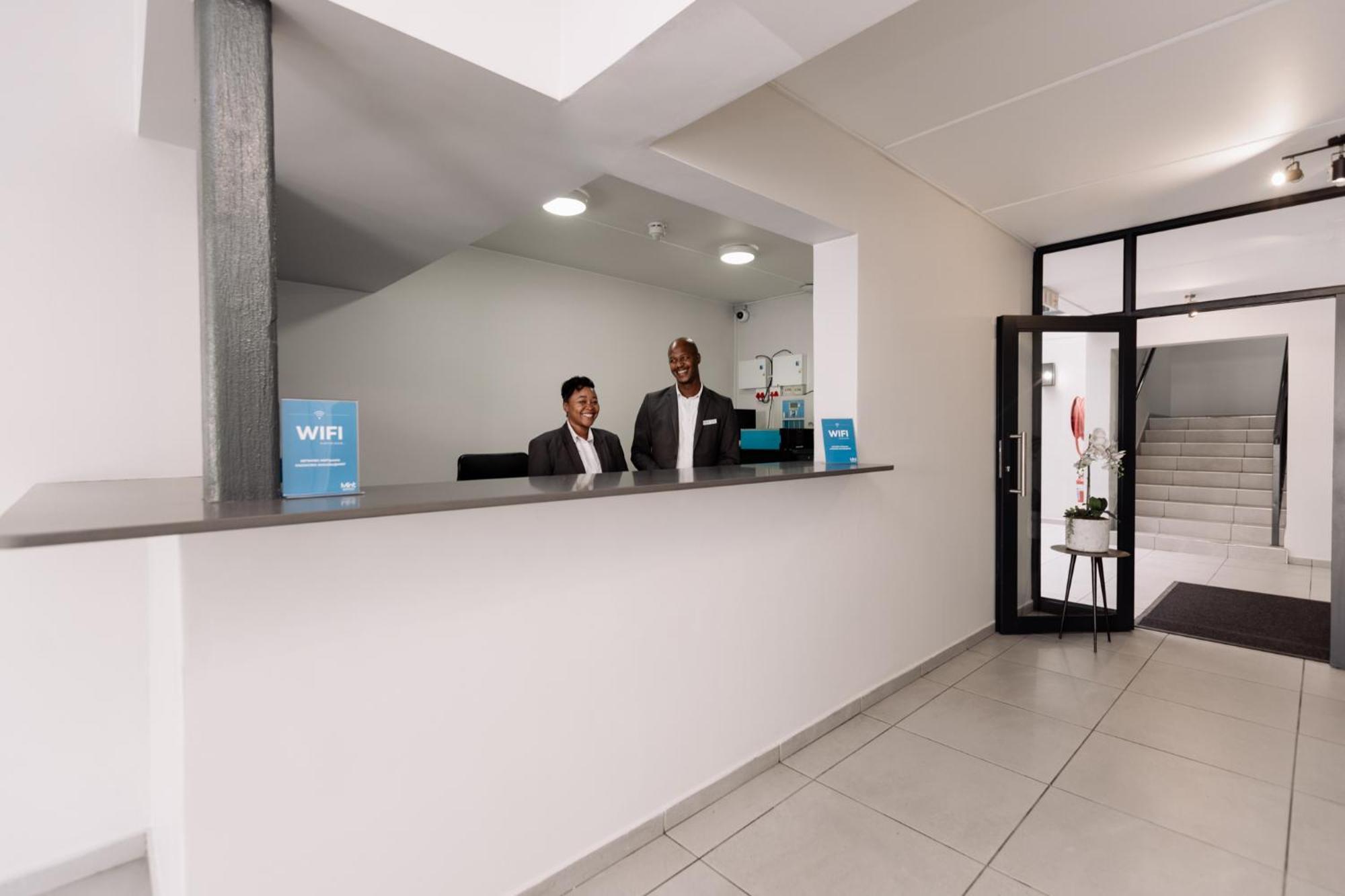 Апартаменты Mint Express Melrose View Йоханнесбург Экстерьер фото